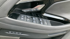 Land Rover Range Rover Evoque 2.0 D200 R-Dynamic HSE 5dr Auto Diesel Hatchback